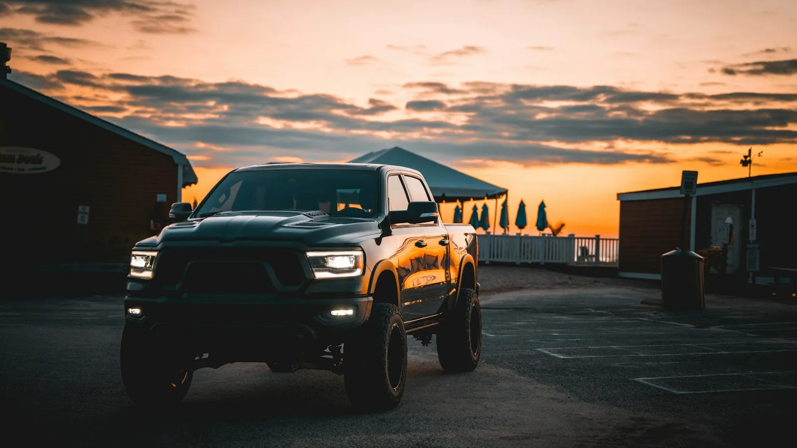 @trucksofli on instagram
