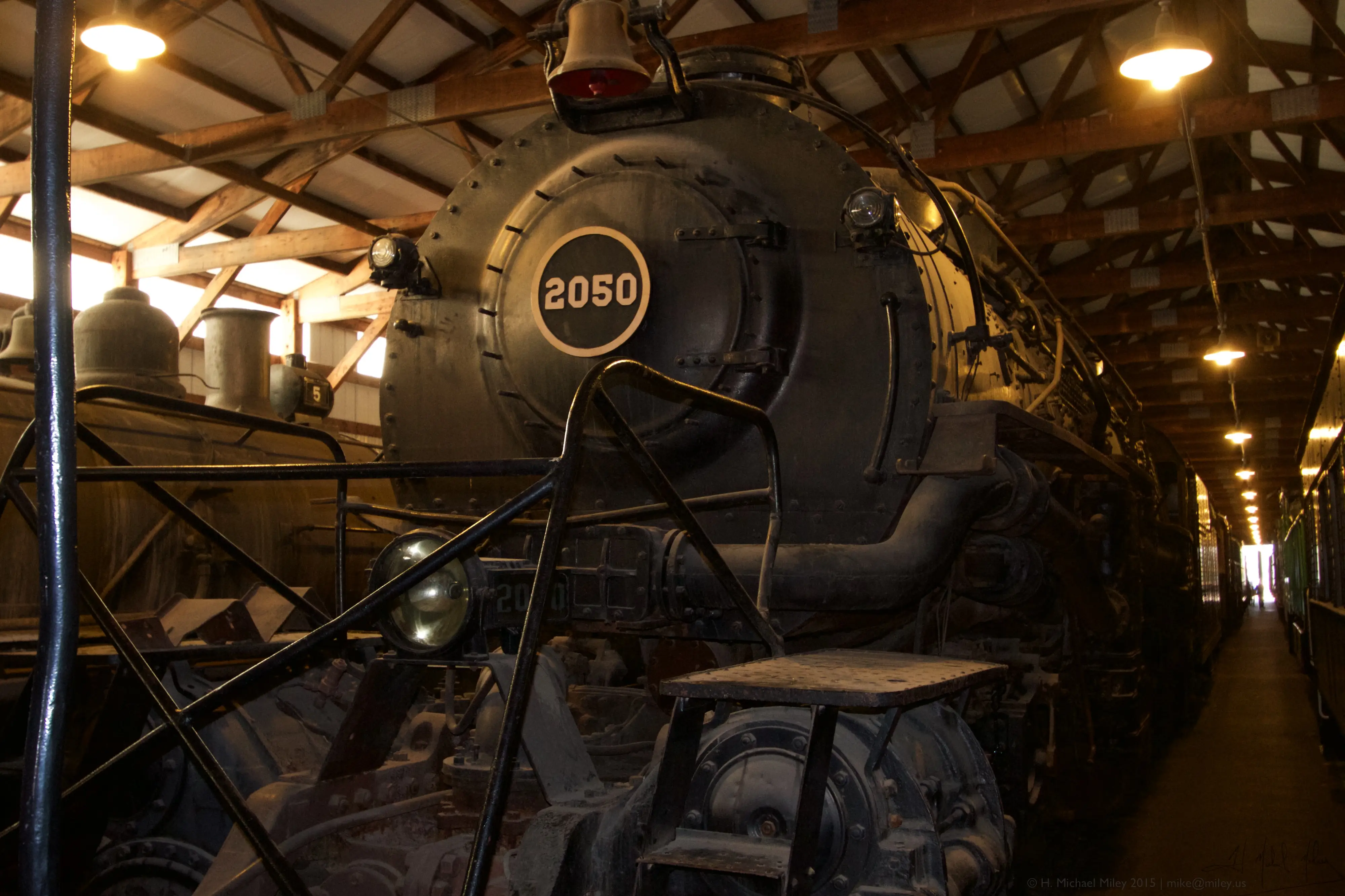 Front of an American locomotive — the kind of cab-roof position where a five-chime Nathan AirChime horn like the P5 mounts